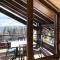 Beautiful one-bedroom apartment with fireplace and stunning views - 福勒恩