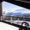 Beautiful one-bedroom apartment with fireplace and stunning views - 福勒恩