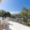 Sea Breeze, 1,23 Stubby St Nelson Bay - Pet Friendly duplex with boat parking, air con and wi-fi