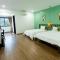 Life Boutique Hotel