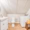 Sandy River Retreat
