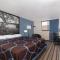 Super 8 by Wyndham Willmar