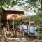 Treehouse Holidays-Lake View