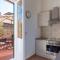 Photo Trastevere Luxury Apartment with Terrace (Click to enlarge)