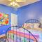 Vibrant Sterling Lakefront Lodge with Kayaks