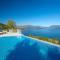 Kavos House