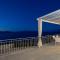 Kavos House