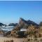 4 Bedroom modern house opposite Wallis Lake