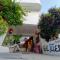 El Fuerte Beach Apartments