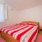 Apartment Gianni only 70m from the sea, island Pag - Košljun
