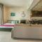 Sea View Studio 10min from beach Royal Oceanic - Дубай