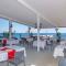 Armas Beach