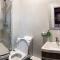 WNS Apartments Canary Wharf