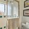 Vegas Oasis Home with Pool and Spa 7 Miles to Strip - لاس فيغاس