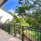Little Cove Townhouse 2 Pandanus Street 14