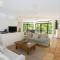 Panorama 200 Apartment 6 Upper Hastings Street 70