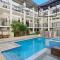 Spacious 3 bedroom apartment opposite surf club