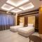 Hotel Palm International