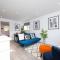 Stratford-Upon-Avon Luxury Snug with Free Parking