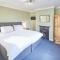 Host & Stay - Holmedene