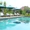Mans Cottages & Spa