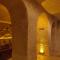 Phocas Cave Suites