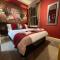 Delovely Hotel