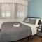 *King bed/3bds house Near Naval Base & 6Flags* - Waukegan