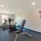 Quality Inn Lee - Lenox South
