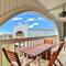 Hibiscus Oceanfront Living