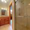 O8 Renovated Forest Cottage Townhome with great Mt Washington views fast wifi Walk to skiing - Carroll