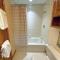 O8 Renovated Forest Cottage Townhome with great Mt Washington views fast wifi Walk to skiing - Carroll