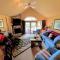 F8 Luxurious Mt Washington Hotel golf course home Wifi cable air conditioning