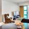 QV Stays 2 Bedroom Waterfront Getaway