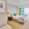 QV Stays 2 Bedroom Waterfront Getaway