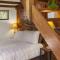 Blue Apple Lodge