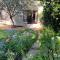 Olive Branch Cottage off grid - Benoni