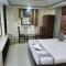 Hotel King plaza Near IGI Airport Delhi