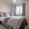 Pass The Keys 2 Bedroom Home Near the Heart of Ludlow