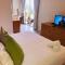 22 Kyalanga Beachfront Apartment