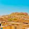 Jaisalmer Hostel Crowd - جيلسامر