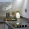 1 The Salt Yard, Whitstable - free parking, centre of town, 2 min walk to beach