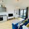 2 The Salt Yard, Whitstable - free parking, centre of town, 2 min walk to beach