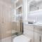Luxury Inverness central apartment private parking
