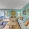 SOUTH BAY BY THE GULF- Private beach access, Community pool, Foosball - ديستين