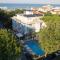 Hotel Villa dei Fiori - sul mare con piscina