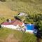 Spacious villa in Aroche, 160 m², private pool, 10 guests - Aroche