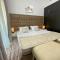 Private gorgeous Room with Marina view with Shared Kitchen in Shared Apartment