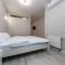 FlatRent Drahomanova 2a