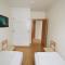 Foto: Akranes HI Hostel - StayWest 9/42